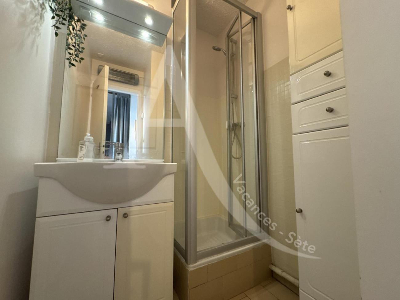 40 M², 1Ere Ligne Mer, Dernier Etage Avec Ascenseur Sete Exterior photo